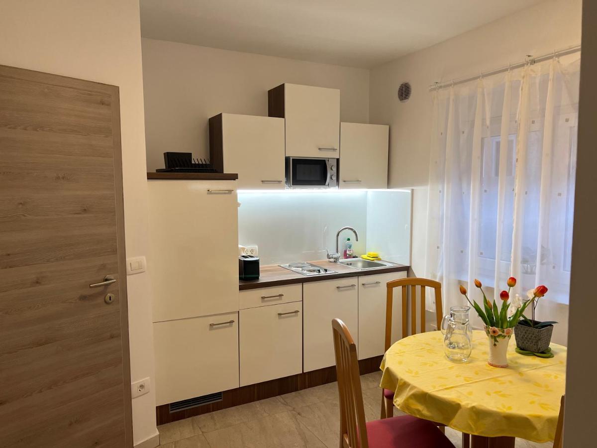 Stara Jezica Apartments With Wifi ลูบลิยานา ภายนอก รูปภาพ