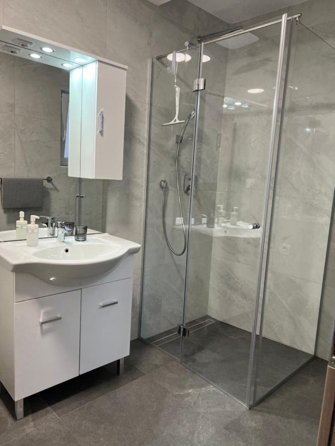 Stara Jezica Apartments With Wifi ลูบลิยานา ภายนอก รูปภาพ