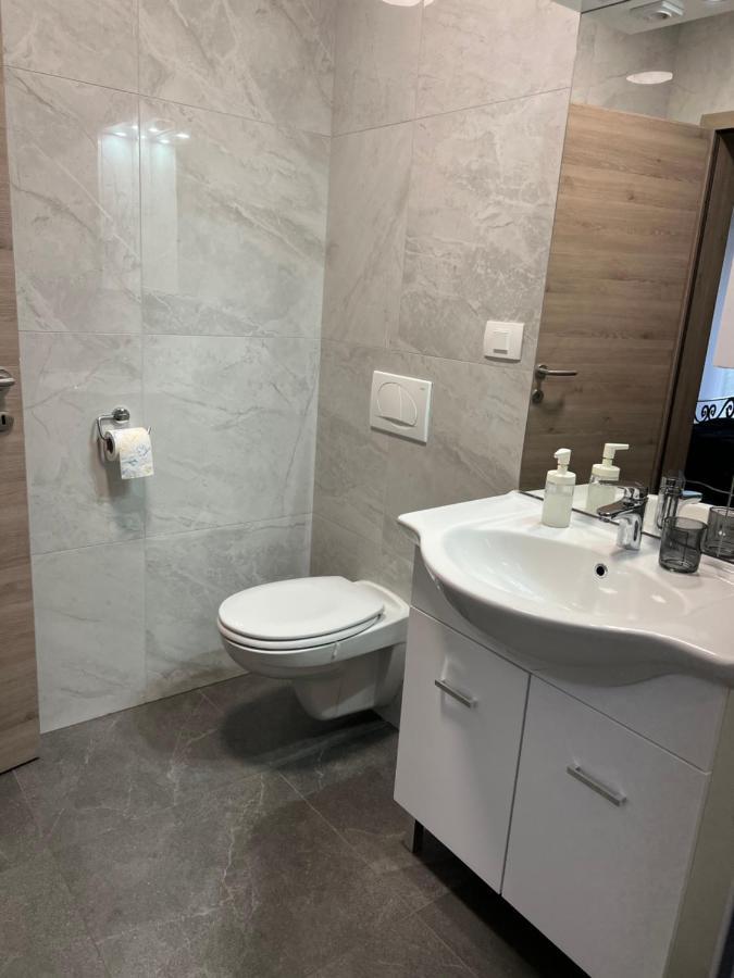 Stara Jezica Apartments With Wifi ลูบลิยานา ภายนอก รูปภาพ